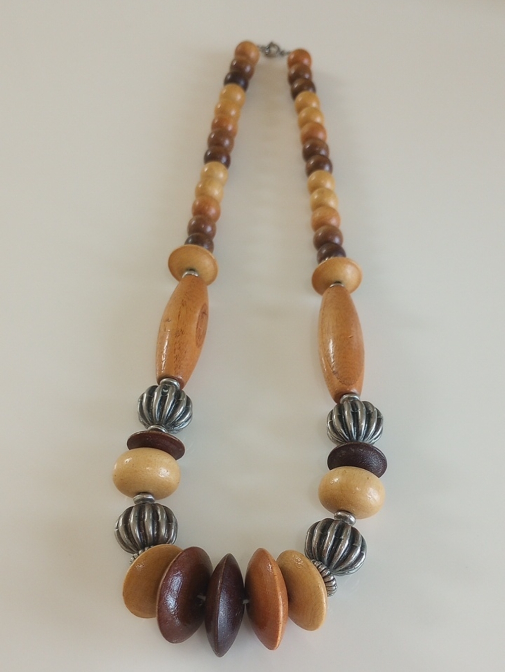 Vintage Beaded Necklace & Bracelet - Picture 3 of 3